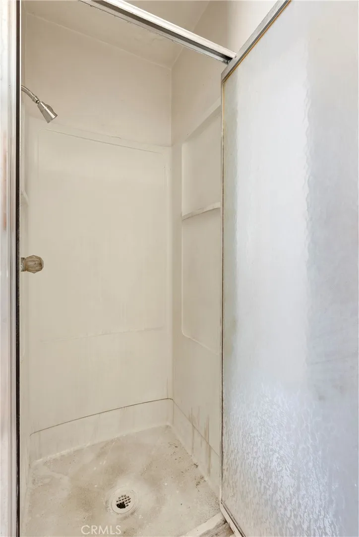 Additional image 67 of 18928 Victory Boulevard, Tarzana, CA 91335