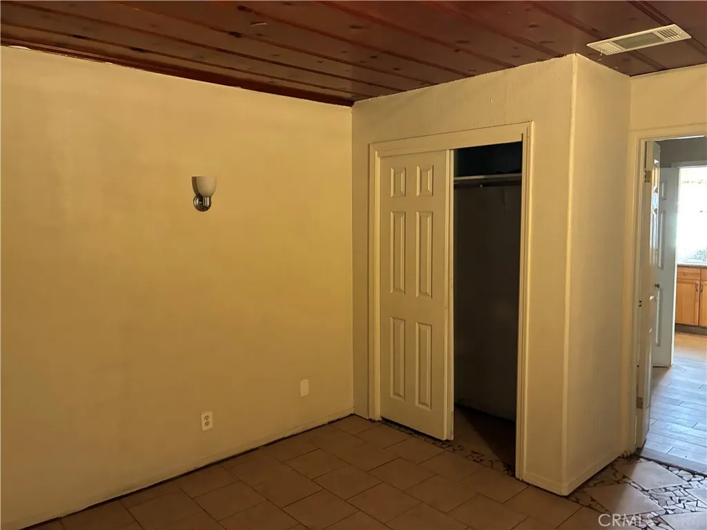 Additional image 16 of 1406 E Hampton Way, Fresno, CA 93704