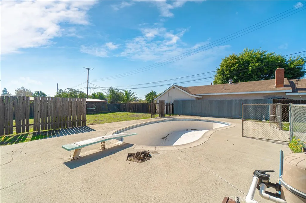 Additional image 38 of 545 W Locust St, Ontario, CA 91762