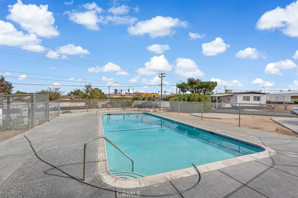 Additional image 30 of 16473 Green Tree Boulevard Unit 46, Victorville, CA 92395