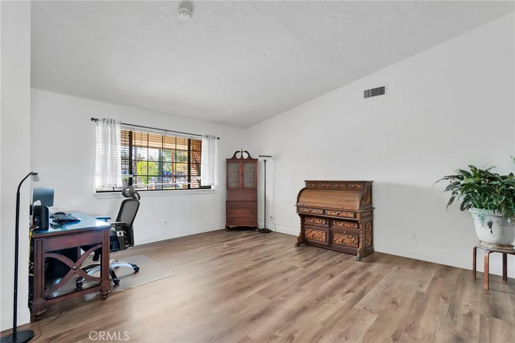 Additional image 9 of 18596 Fairburn Street, Hesperia, CA 92345