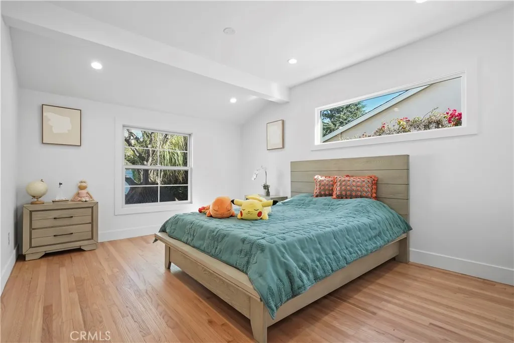 Additional image 33 of 11330 Blix Street, West Toluca Lake, CA 91602