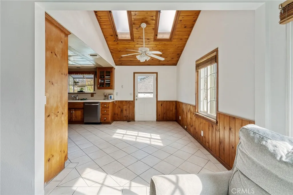 Additional image 8 of 1710 N Evergreen Street, Burbank, CA 91505