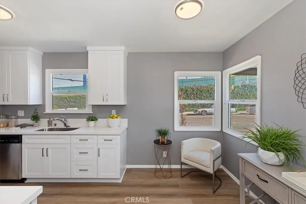 Additional image 13 of 1905 W 115th St, Los Angeles, CA 90047