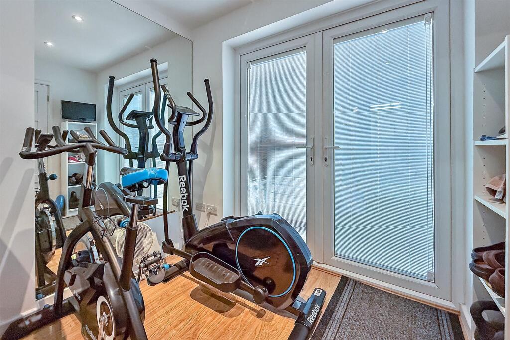 Additional image 18 of Ash Grove, Wheathampstead, St. Albans