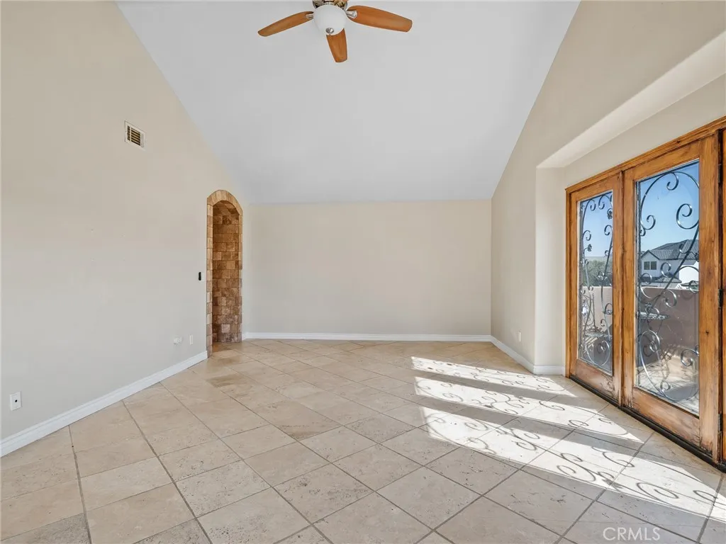 Additional image 103 of 18160 Harbor Drive, Victorville, CA 92395