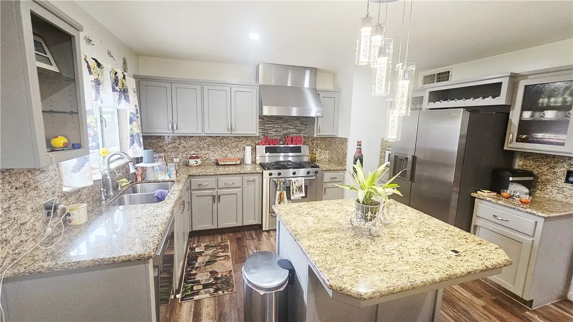 Additional image 41 of 2819 Renegade Ave, Bakersfield, CA 93306