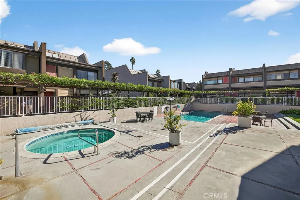 Additional image 28 of 421 S Van Ness Ave Unit 6, Los Angeles, CA 90020