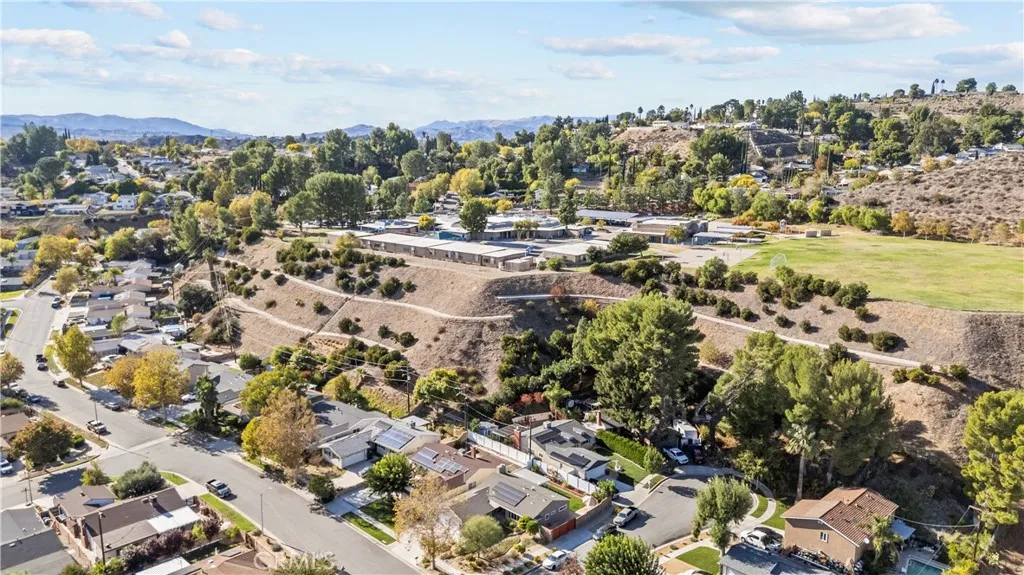 Additional image 35 of 22003 Caceras St, Saugus, CA 91350