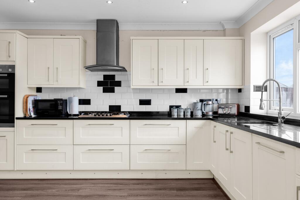 Additional image 5 of Longlands Road, Welwyn Garden City, Hertfordshire, AL7