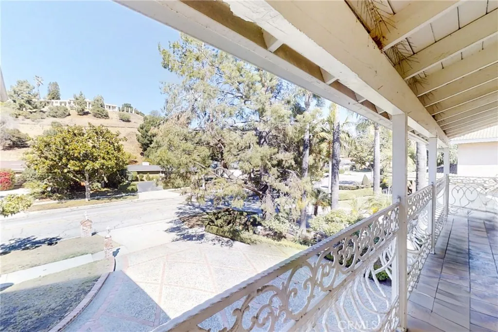 Additional image 104 of 1730 Via Del Rey, South Pasadena, CA 91030