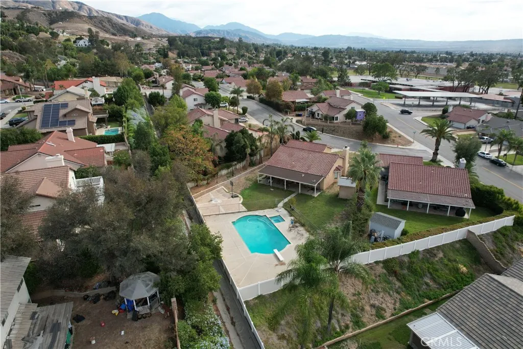 Additional image 125 of 3072 Lynwood Dr, Highland, CA 92346