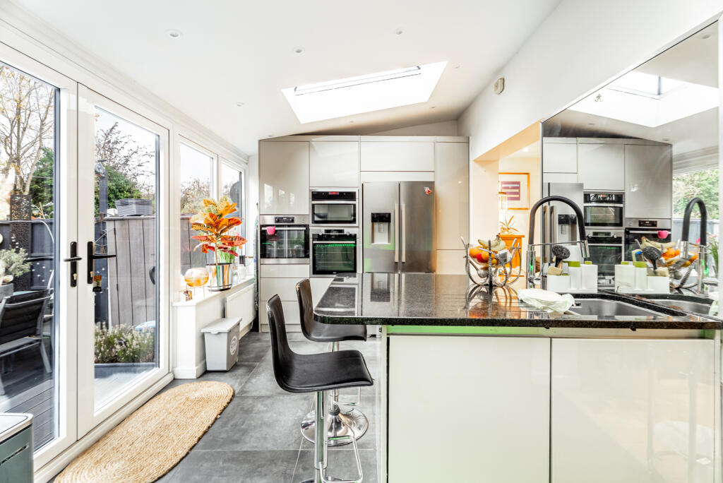 Additional image 24 of Farriday Close, Valley Road, St. Albans, Hertfordshire, AL3