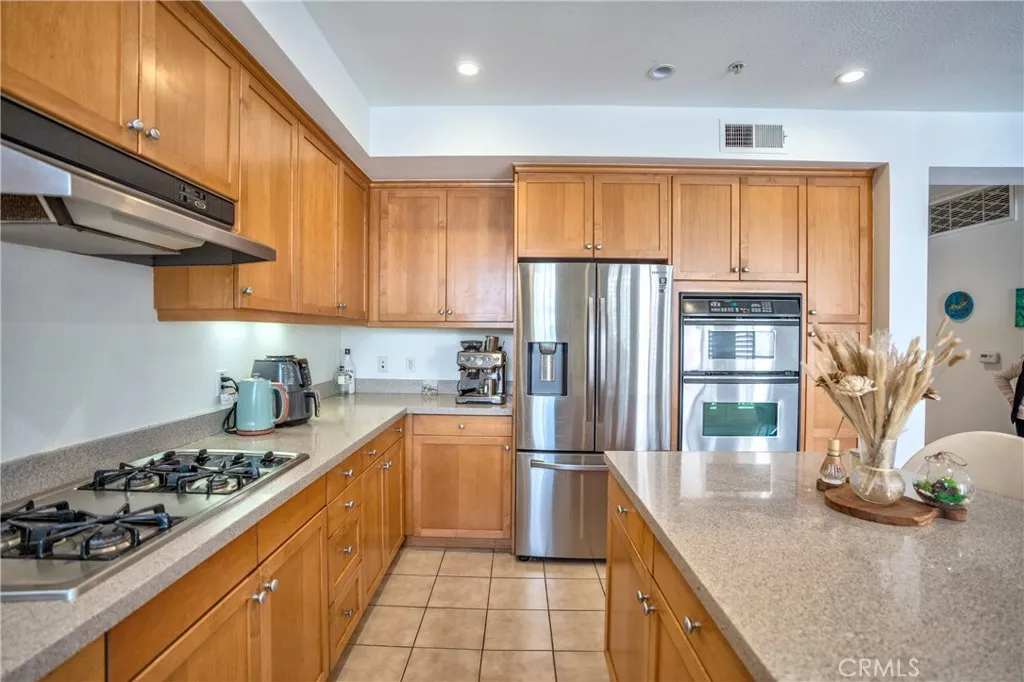 Additional image 17 of 201 E Angeleno Avenue Unit 206, Burbank, CA 91502