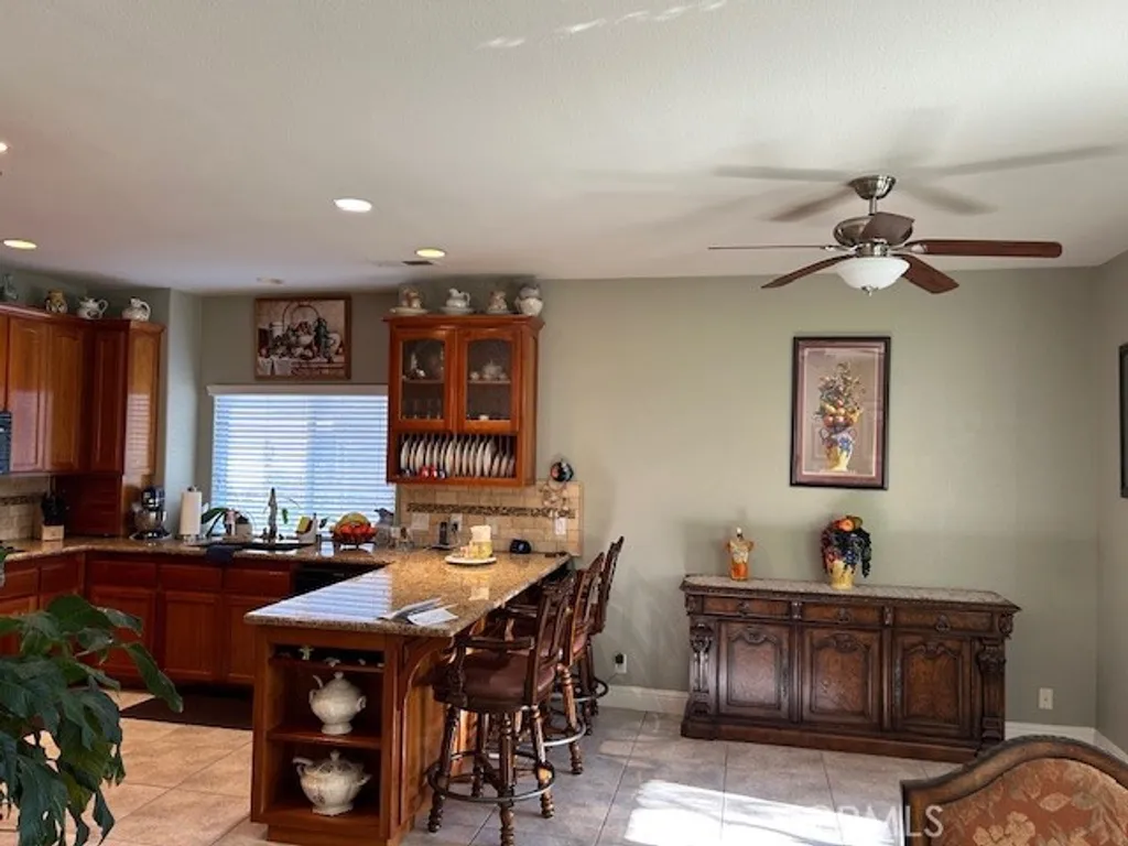 Additional image 15 of 14 Sparrow Hawk Ln, Chico, CA 95928