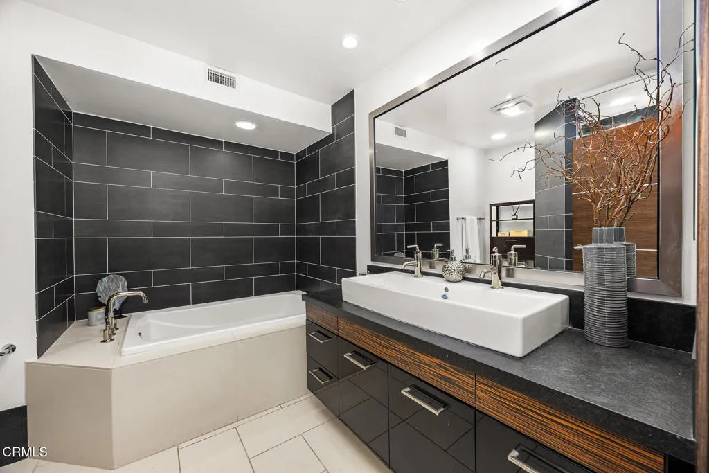 Additional image 30 of 257 S Hudson Avenue Unit 102, Pasadena, CA 91101