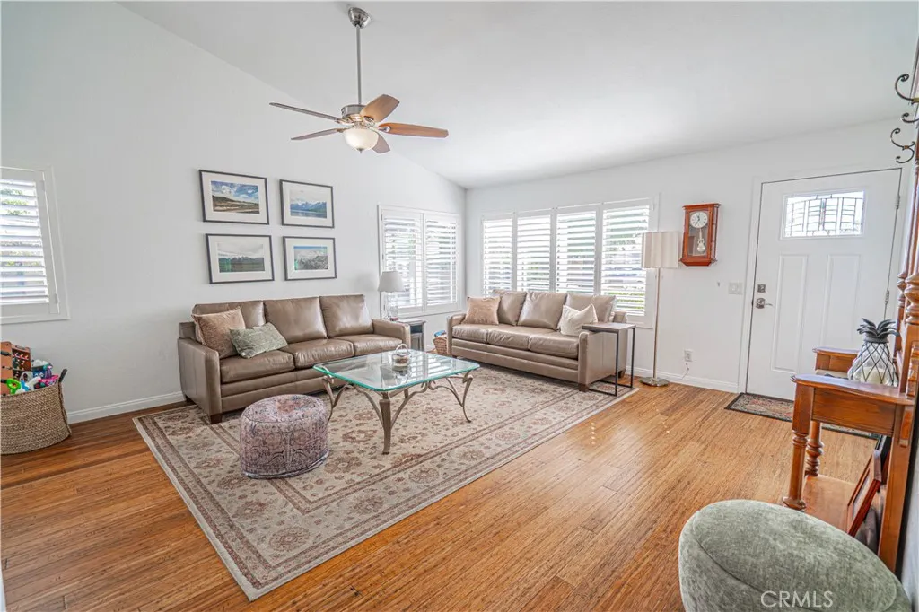 Additional image 13 of 27872 Cherry Creek Dr, Valencia, CA 91354