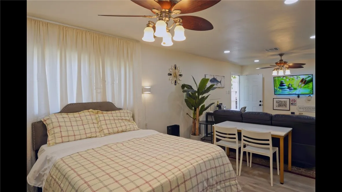 Additional image 76 of 3206 Candlewood Drive, Bakersfield, CA 93306