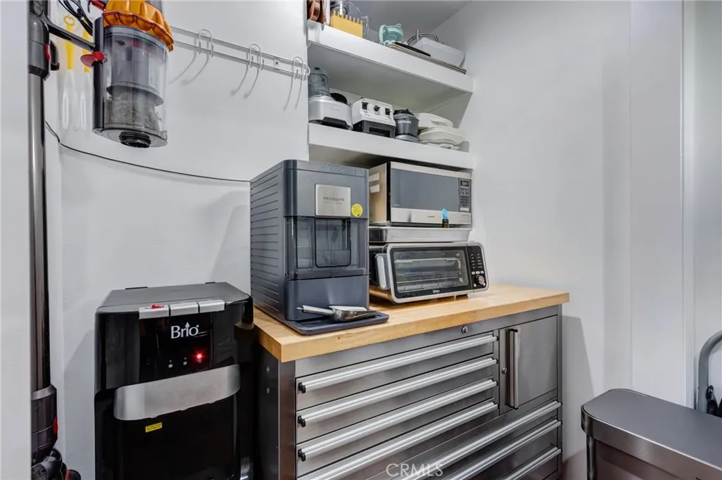 Additional image 51 of 5617 Glenford, Los Angeles, CA 90008