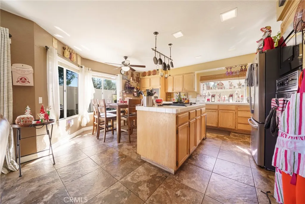 Additional image 17 of 28947 Glenrock Pl, Highland, CA 92346