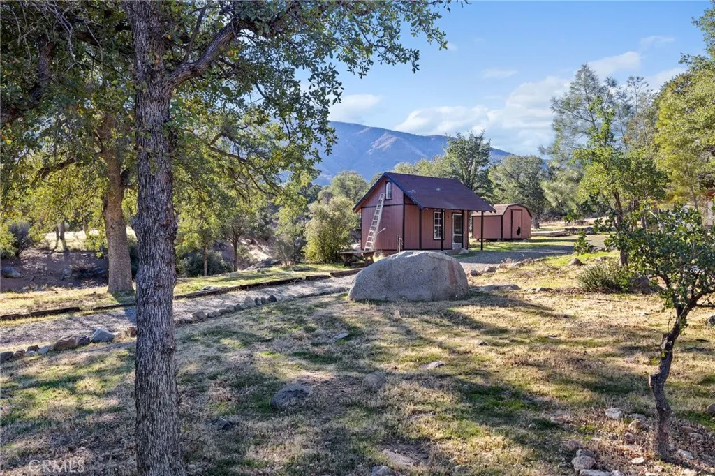 Additional image 28 of 3300 Cook Peak Road, Lake Isabella, CA 93240