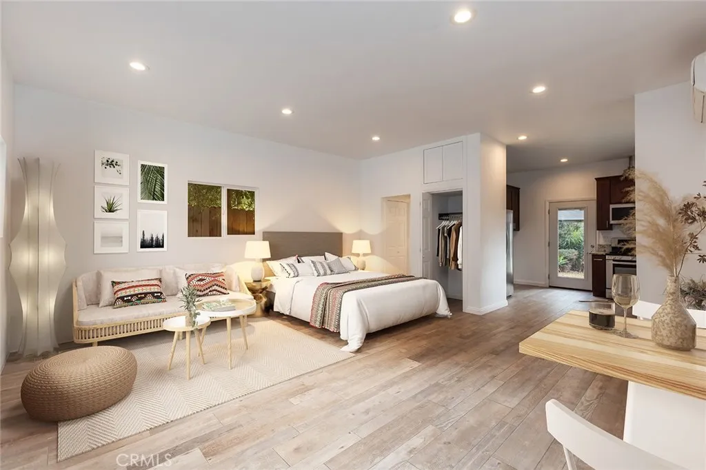 Additional image 80 of 100 W Tremont St, Pasadena, CA 91103