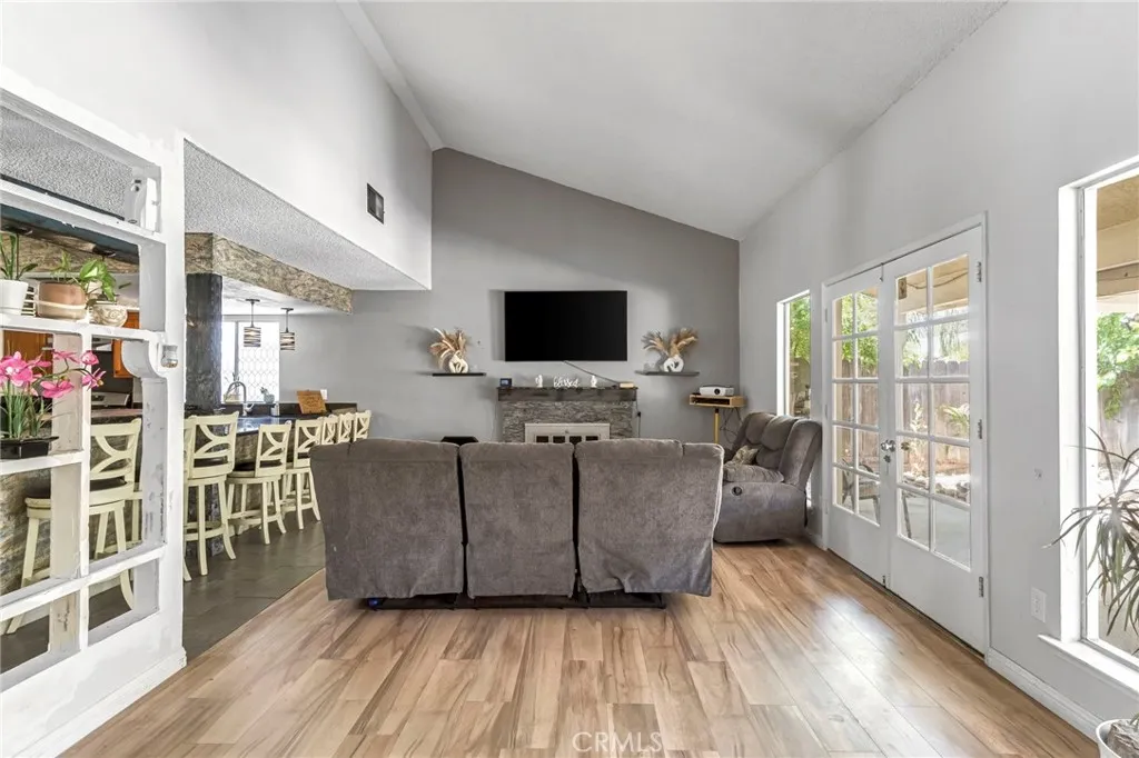 Additional image 9 of 4883 E Geary Street, Fresno, CA 93725