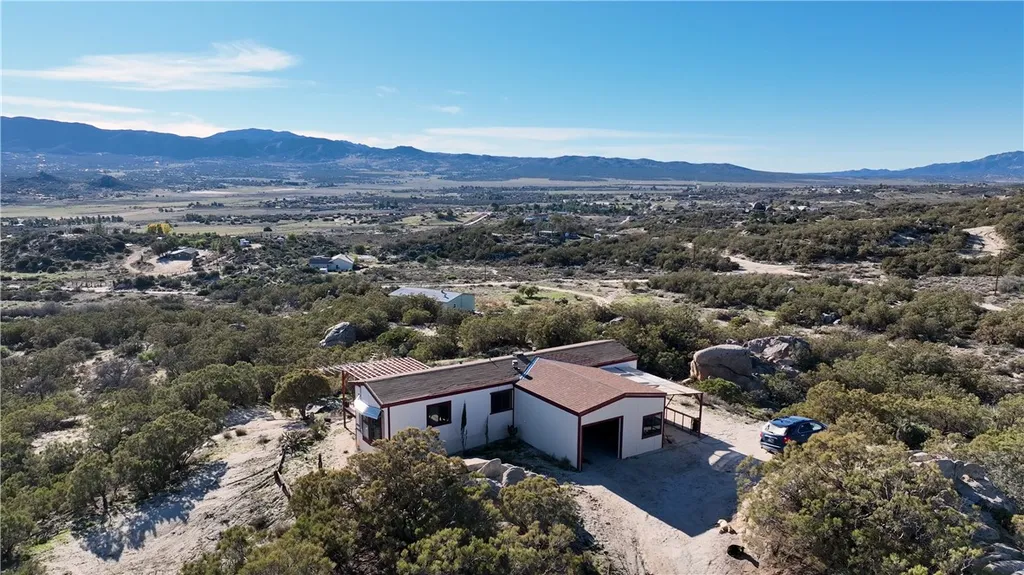 Additional image 26 of 42475 La Brinia Ln, Anza, CA 92539