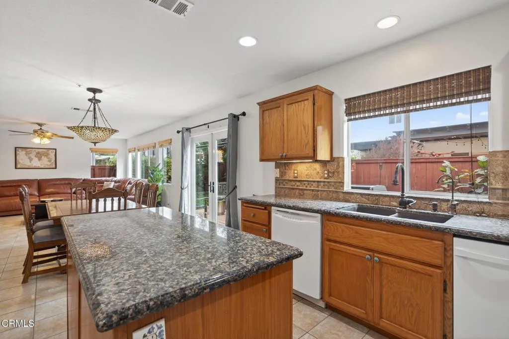 Additional image 43 of 520 Festivo Street, Oxnard, CA 93030