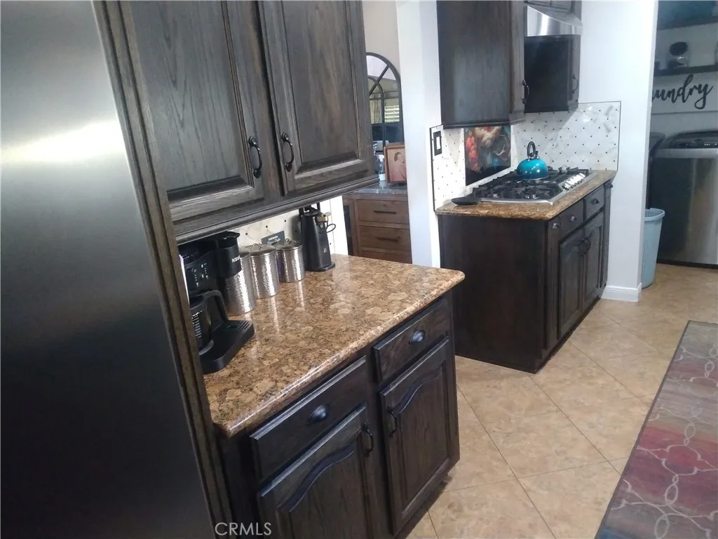 Additional image 40 of 2035 W 71st St, Los Angeles, CA 90047