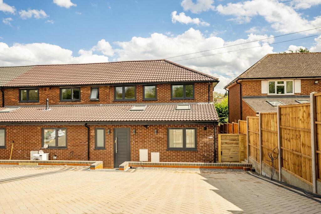 Additional image 13 of Batchwood Drive, St. Albans, Hertfordshire, AL3