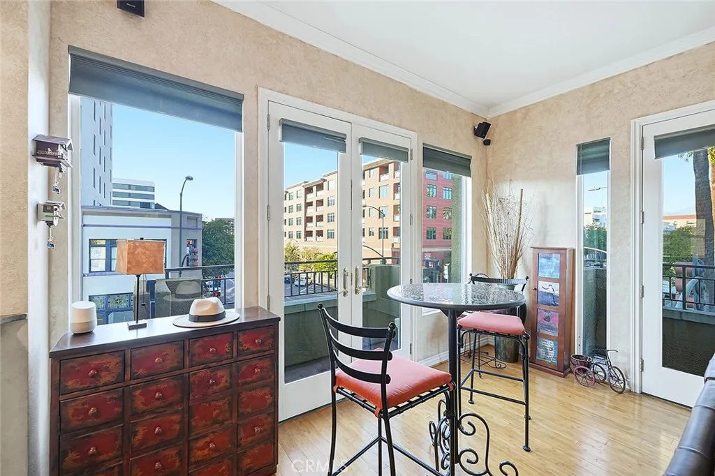 Additional image 10 of 80 N Raymond Avenue Unit 212, Pasadena, CA 91103