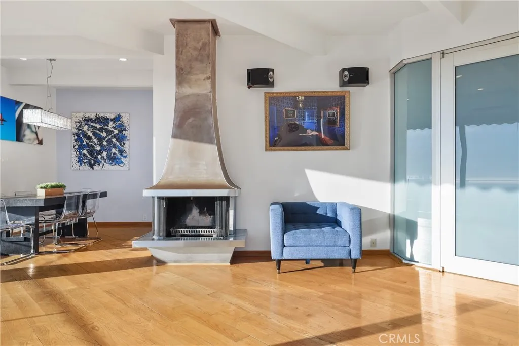 Additional image 58 of 5675 Spreading Oak Drive, Los Angeles, CA 90068