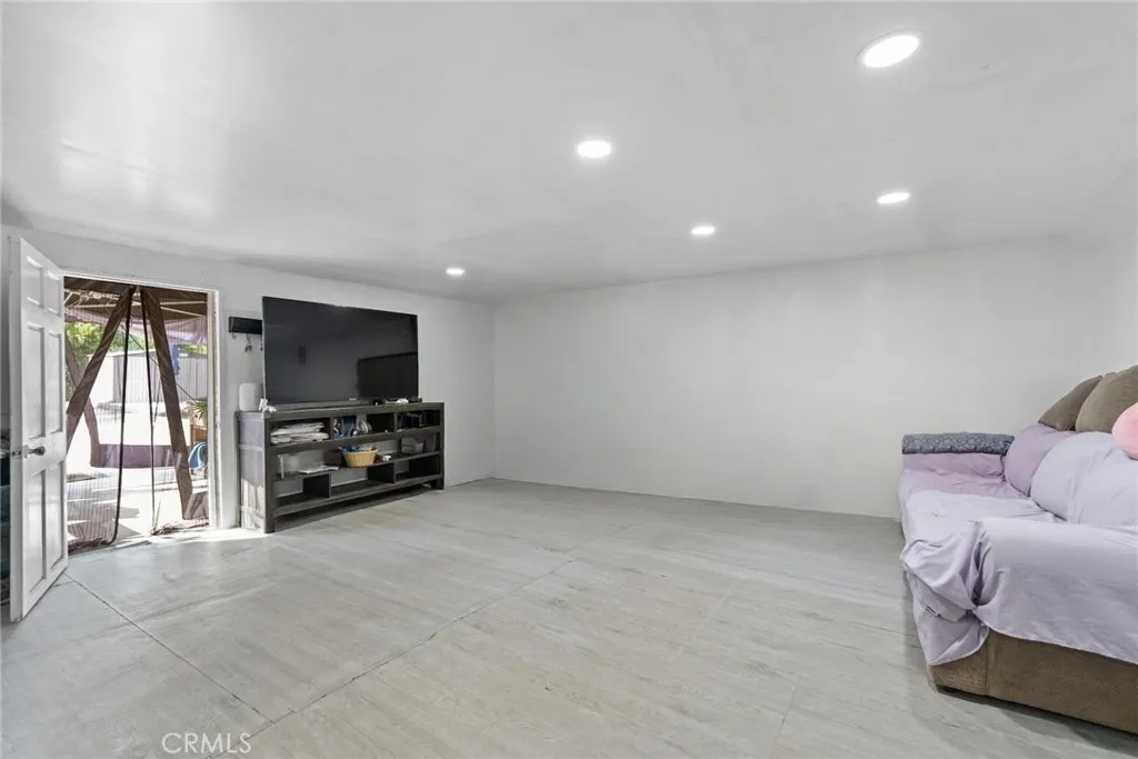 Additional image 30 of 352 E 16th St, San Bernardino, CA 92404