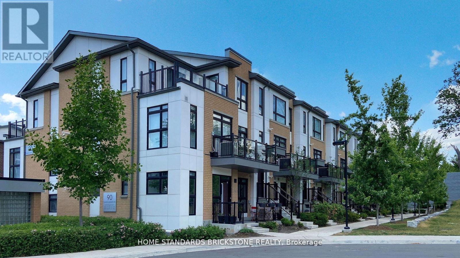 Property image for H212 - 90 CANON JACKSON DRIVE|Toronto (Beechborough-Greenbrook), Ontario M6M0C1