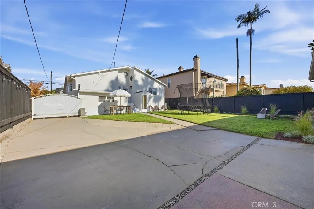 Additional image 78 of 1826 10th Street, Manhattan Beach, CA 90266