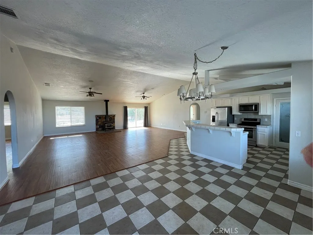 Additional image 49 of 8354 White Road, Phelan, CA 92371