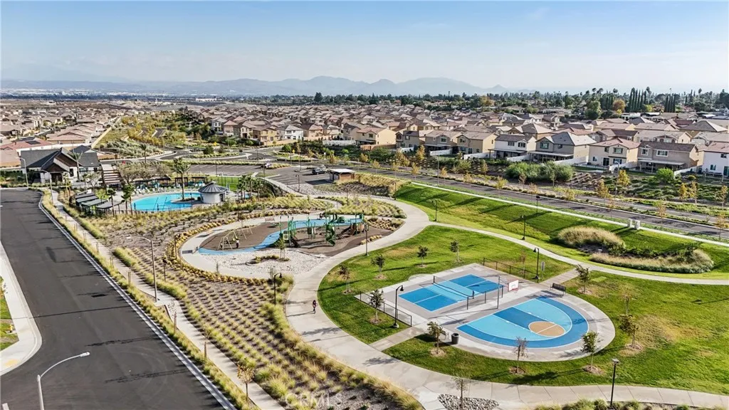 Additional image 144 of 2464 Yellowstone Way, Rialto, CA 92377