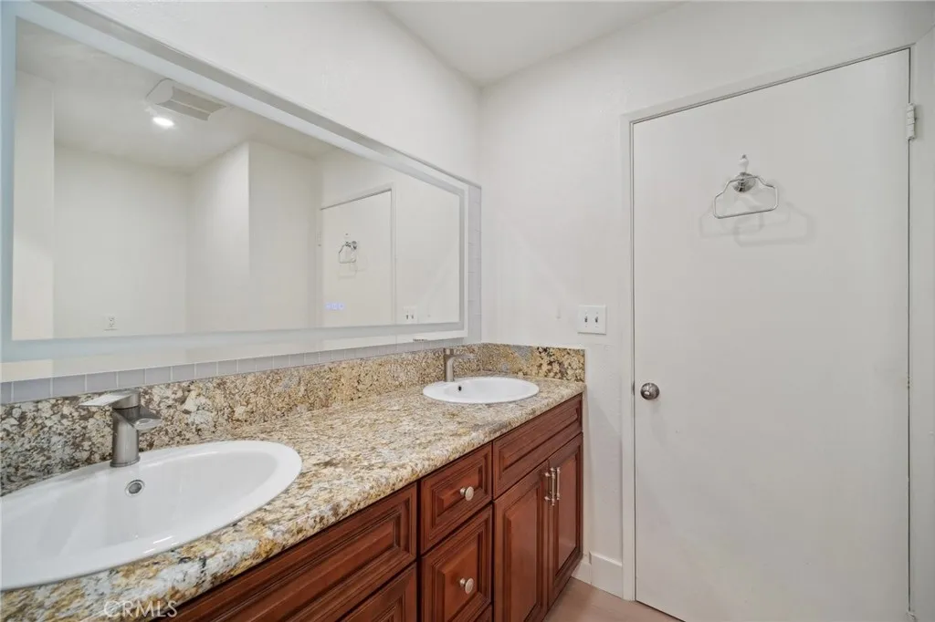 Additional image 55 of 1926 Lucas Street #2, San Fernando, CA 91340