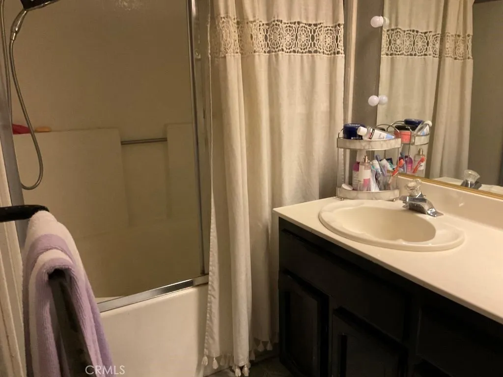 Additional image 21 of 13470 Cedar Street, Oak Hills, CA 92344