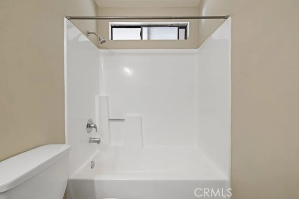 Additional image 22 of 523 E Kettering St, Lancaster, CA 93535