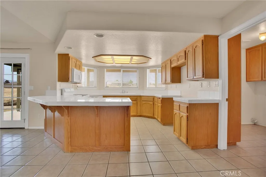 Additional image 14 of 10903 E Avenue, Hesperia, CA 92345