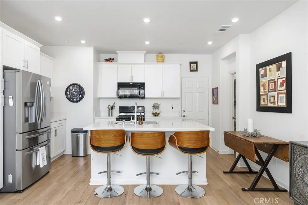 Additional image 40 of 1035 W Clover Ave, Rialto, CA 92376