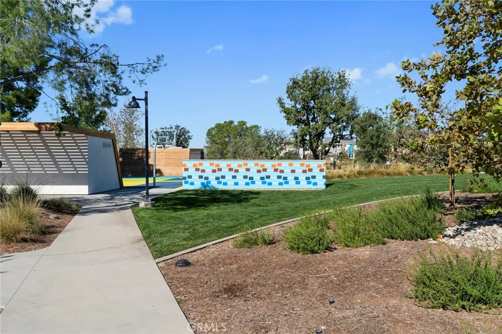 Additional image 56 of 114 Source, Irvine, CA 92618