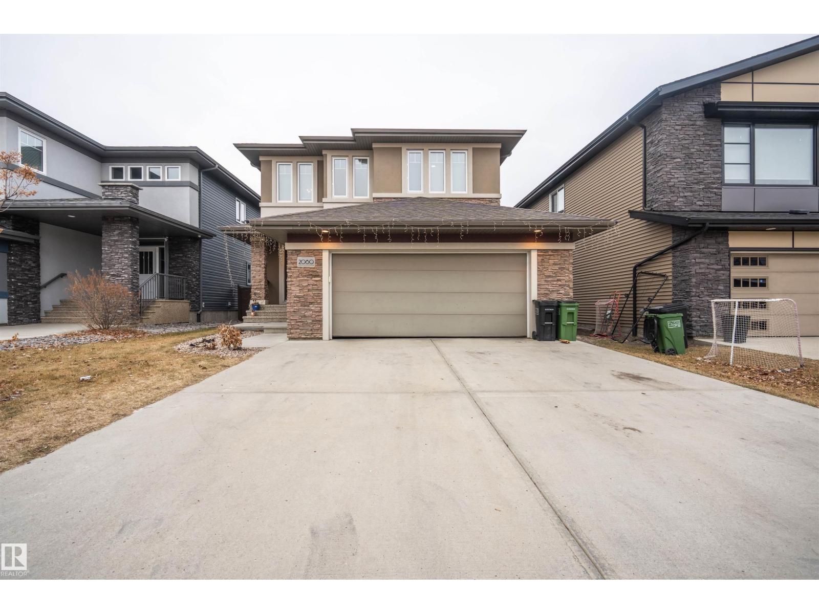 2060 WARE RD NW|Edmonton, Alberta T6W2W3