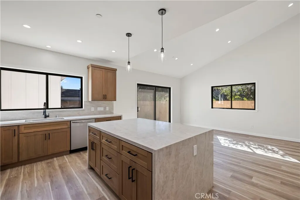 Additional image 10 of 4208 New York Ave, La Crescenta, CA 91214