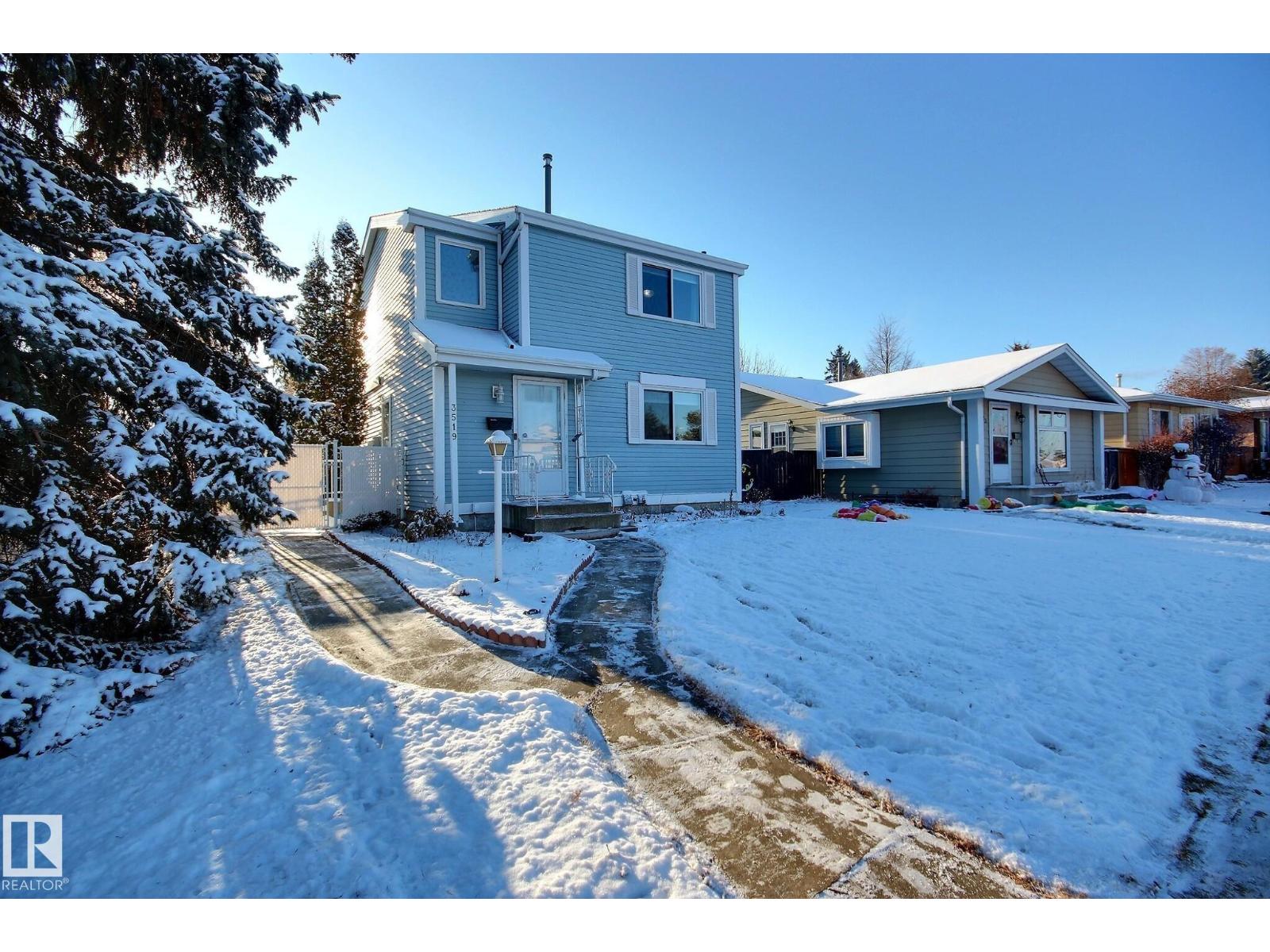 3519 16A AV NW|Edmonton, Alberta T6L2N3