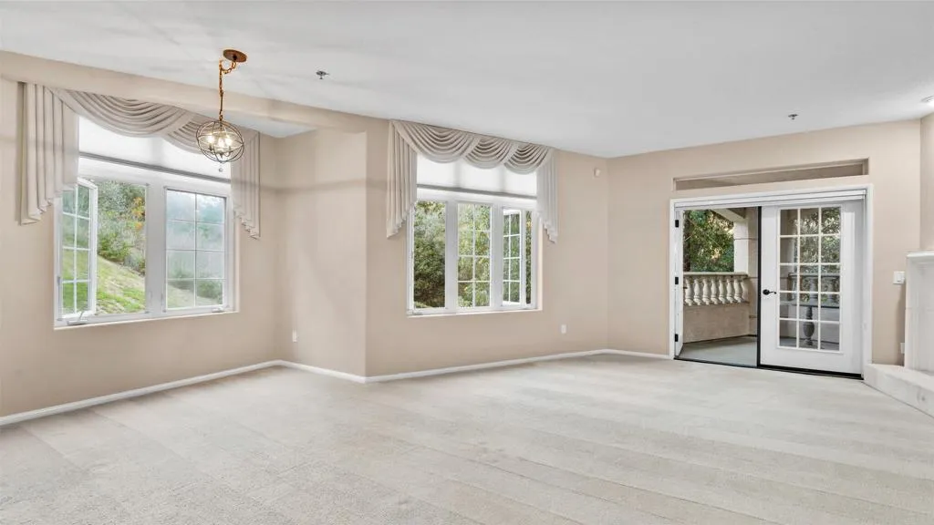 Additional image 12 of 2894 Torrey Pines Rd, La Jolla, CA 92037