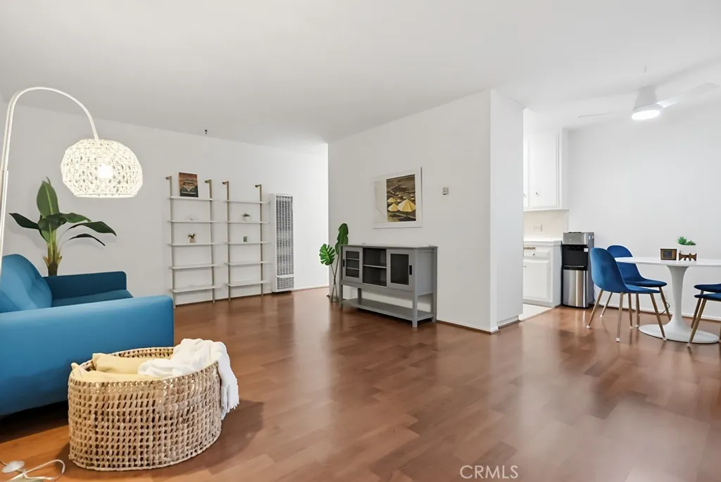 Additional image 2 of 307 Cherry Avenue Unit 6, Long Beach, CA 90802