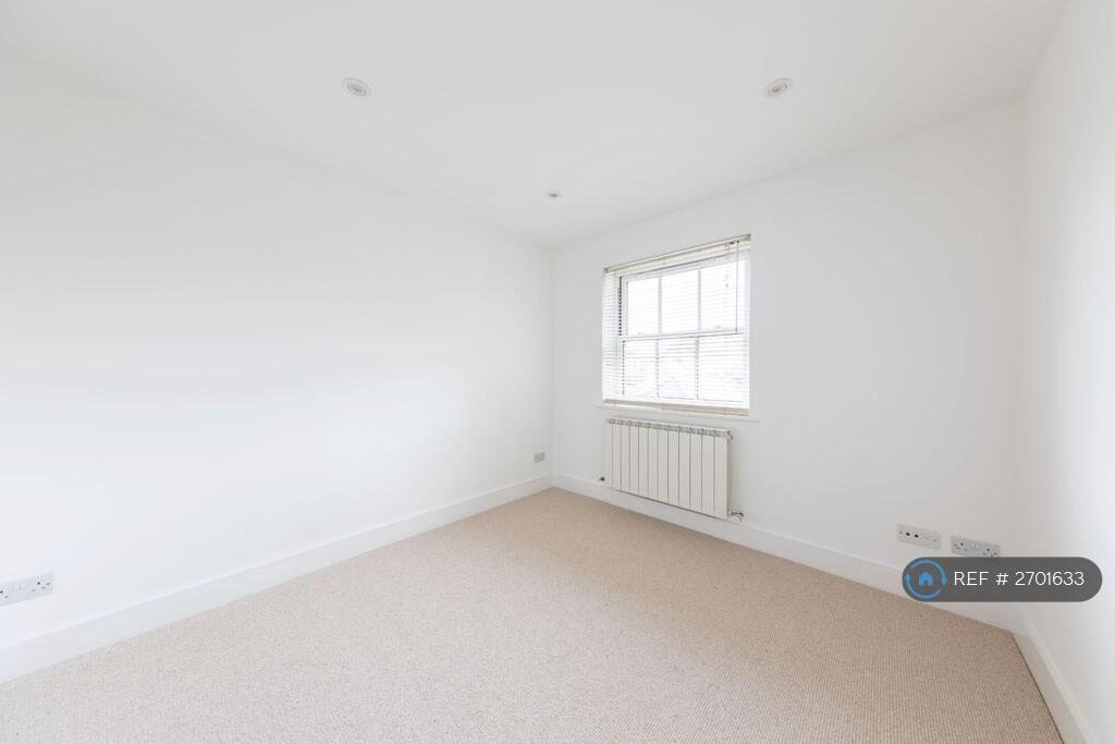 Additional image 4 of Burleigh Road, St. Albans, AL1